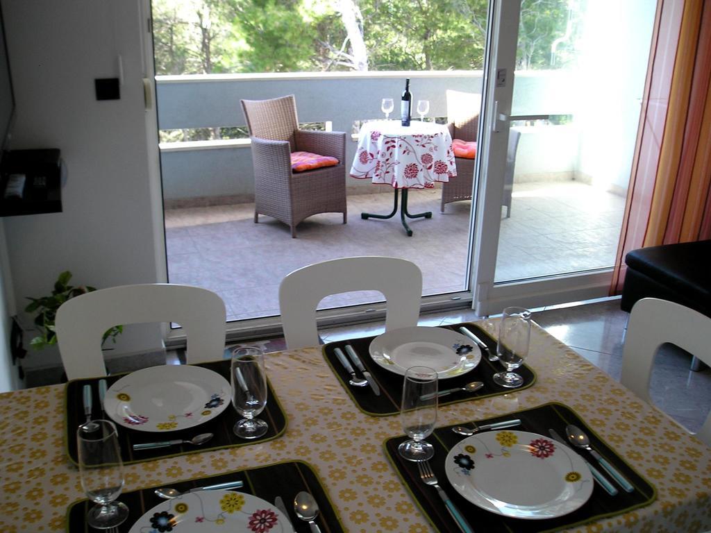 Kristian Apartments Подстрана Экстерьер фото