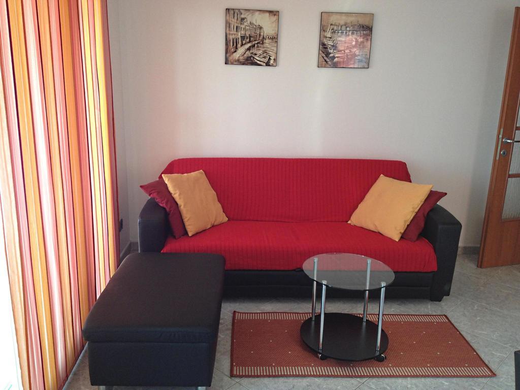 Kristian Apartments Подстрана Экстерьер фото