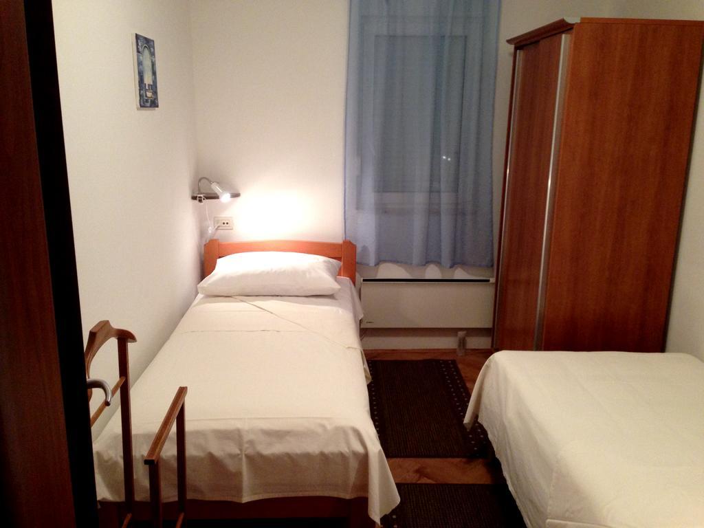 Kristian Apartments Подстрана Экстерьер фото